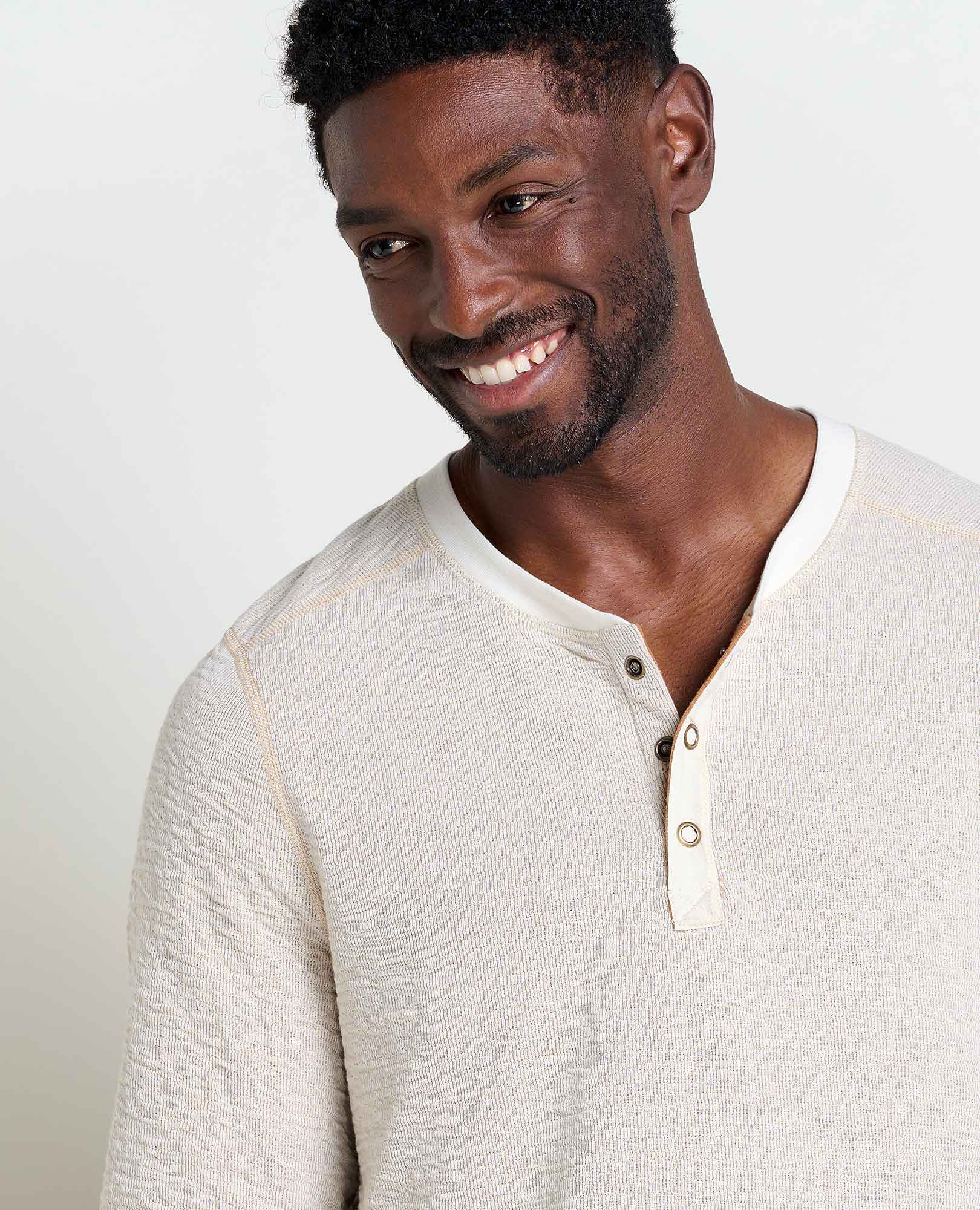 Men's Nord Reversible Henley - Image 4
