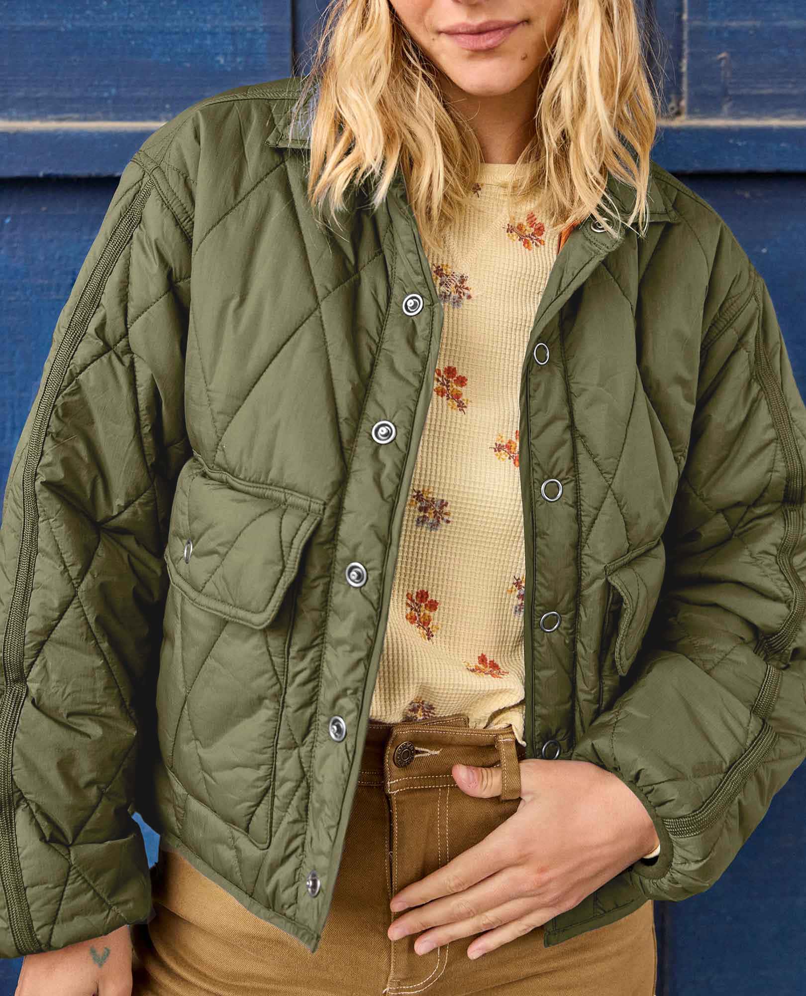 Women's Roame Reversible Jacket - Image 6